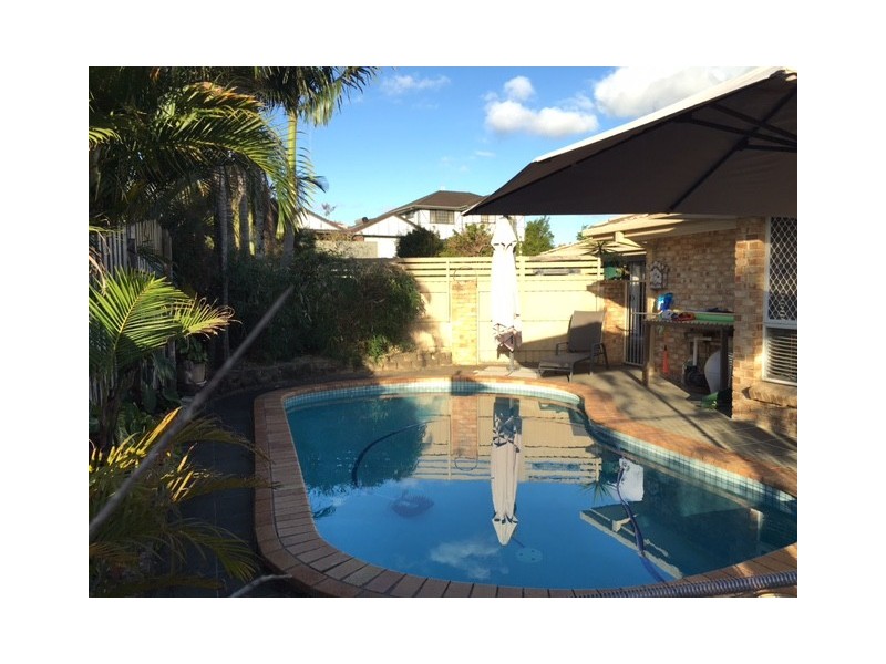 36 Merridown Drive, Merrimac QLD 4226