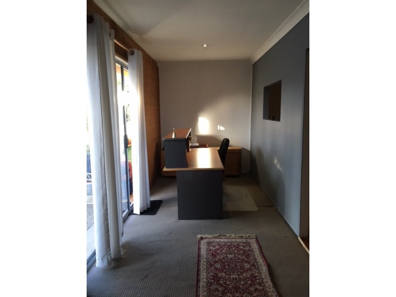 36 Merridown Drive, Merrimac QLD 4226