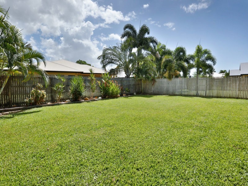 28 Lakeshore Circuit, Idalia QLD 4811
