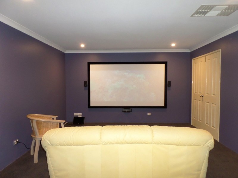 26 Esmerelda Pass, Darch WA 6065