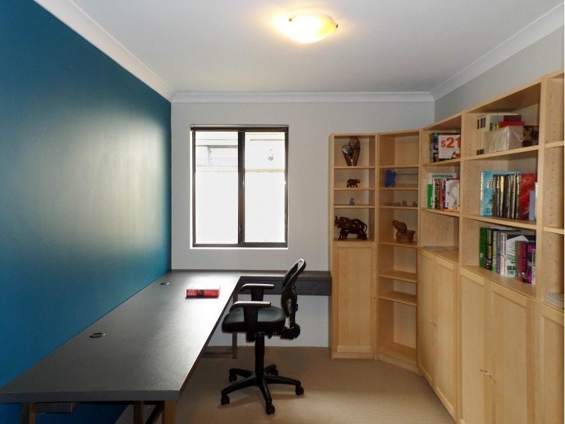 26 Esmerelda Pass, Darch WA 6065