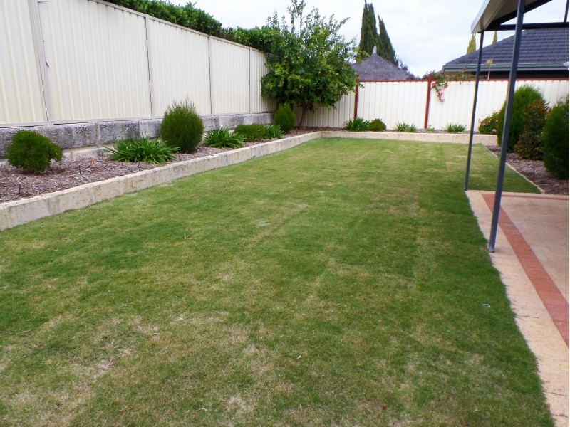 26 Esmerelda Pass, Darch WA 6065