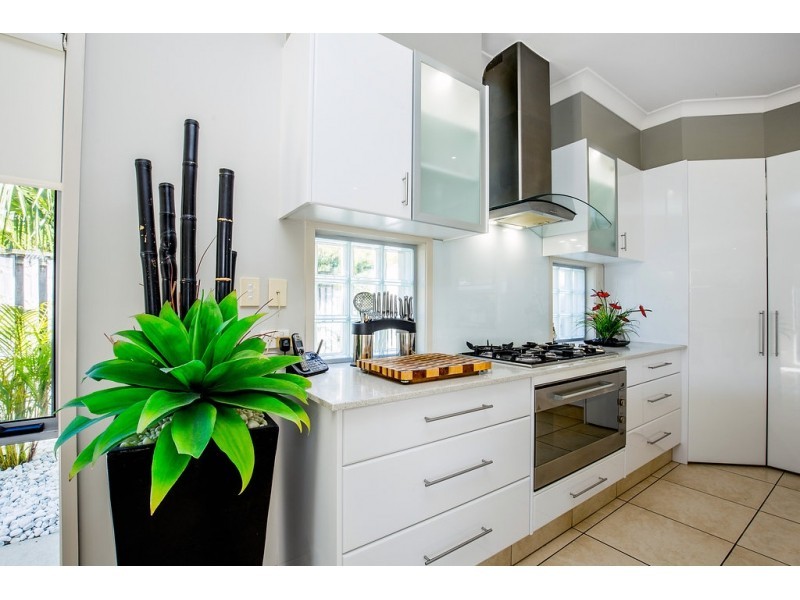 5 Ausmaid Lane, Coomera Waters QLD 4209
