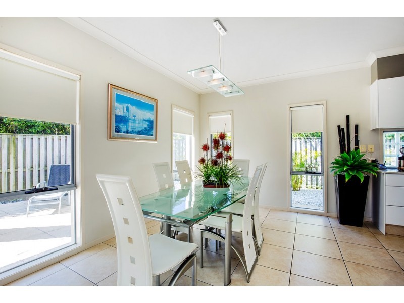 5 Ausmaid Lane, Coomera Waters QLD 4209