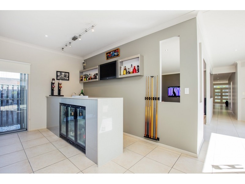 5 Ausmaid Lane, Coomera Waters QLD 4209