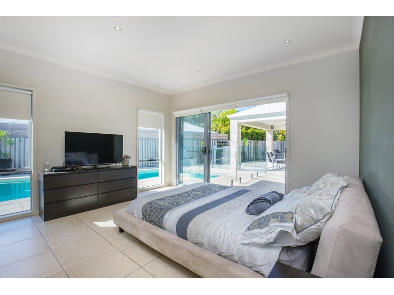 5 Ausmaid Lane, Coomera Waters QLD 4209