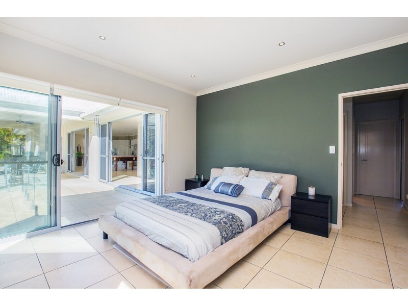 5 Ausmaid Lane, Coomera Waters QLD 4209