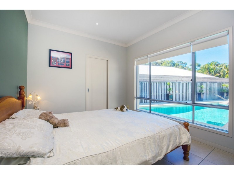 5 Ausmaid Lane, Coomera Waters QLD 4209