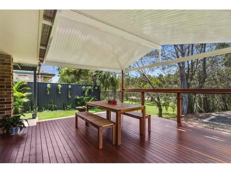 1 Baumea Court, Elanora QLD 4221