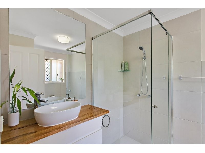 1 Baumea Court, Elanora QLD 4221
