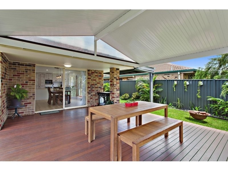1 Baumea Court, Elanora QLD 4221