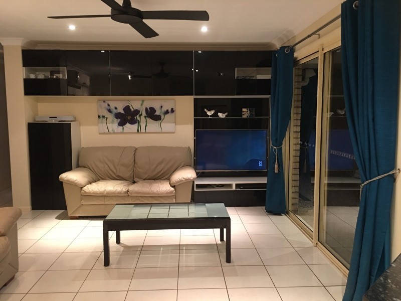 30 Blossom Street, Pimpama QLD 4209