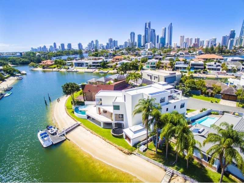 26 The Lido, Isle Of Capri QLD 4217