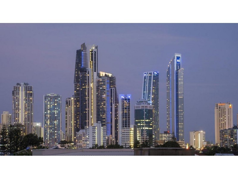 26 The Lido, Isle Of Capri QLD 4217