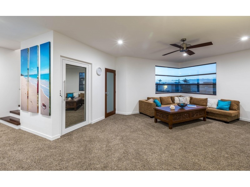 26 The Lido, Isle Of Capri QLD 4217