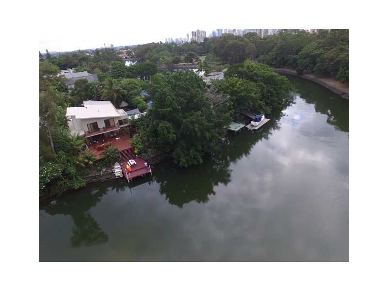 Broadbeach Waters QLD 4218