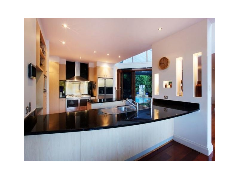 Broadbeach Waters QLD 4218