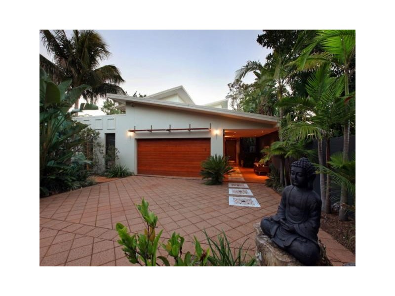 Broadbeach Waters QLD 4218