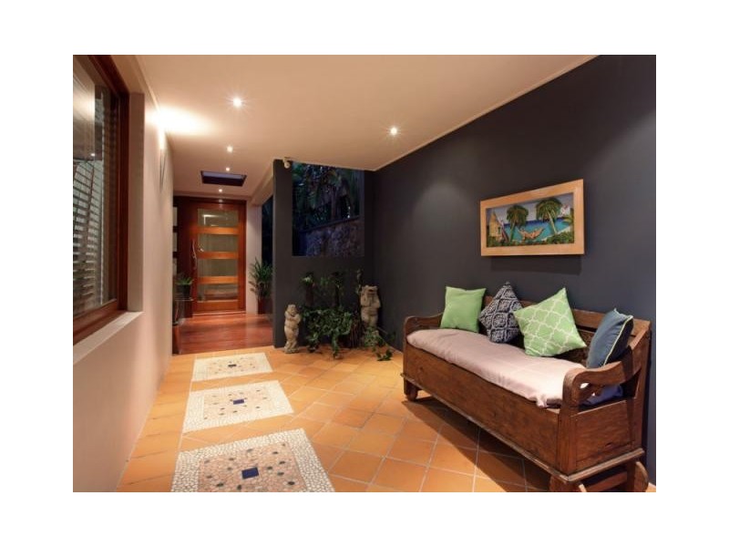 Broadbeach Waters QLD 4218