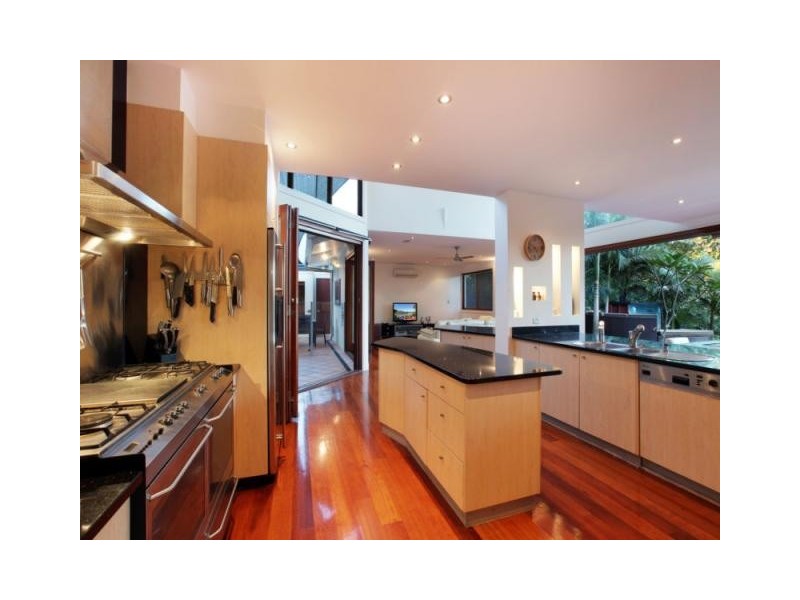 Broadbeach Waters QLD 4218