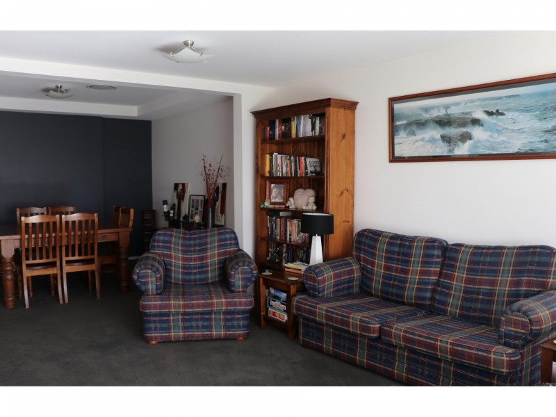 40 Raworth Avenue, Raworth NSW 2321