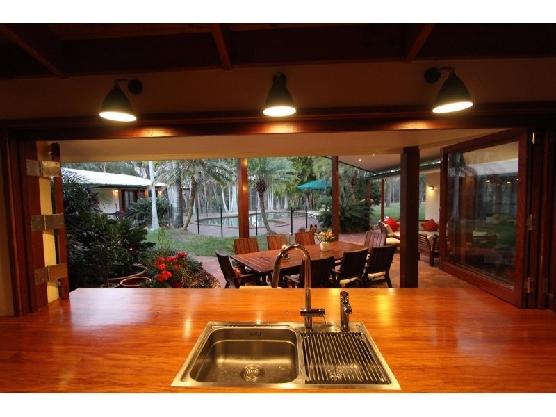 69 Taylor Road, Thornlands QLD 4164