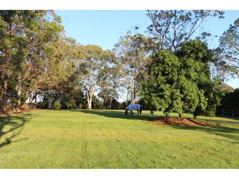 69 Taylor Road, Thornlands QLD 4164