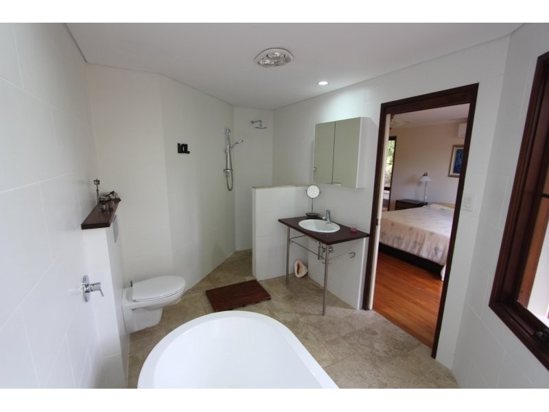 69 Taylor Road, Thornlands QLD 4164