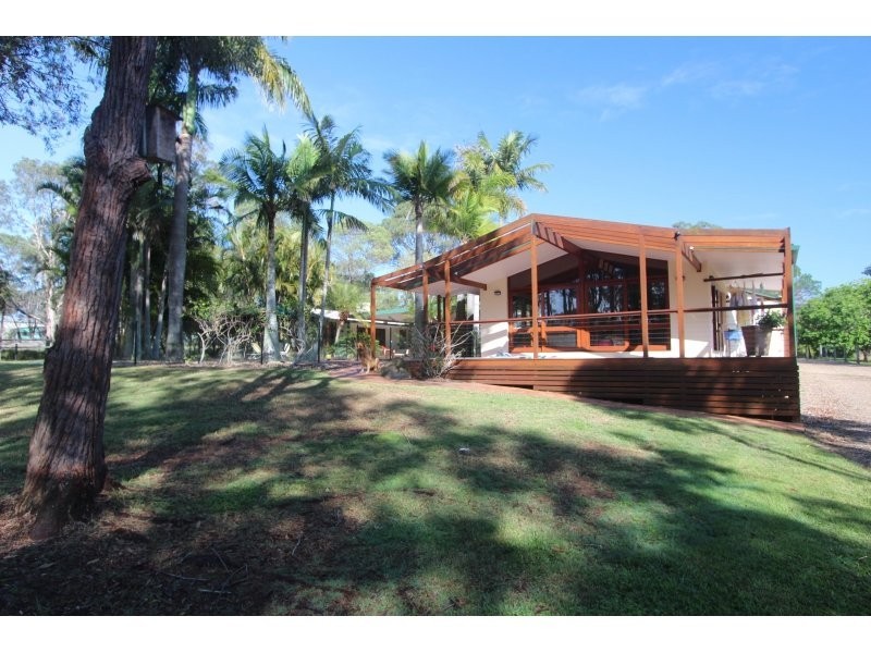 69 Taylor Road, Thornlands QLD 4164