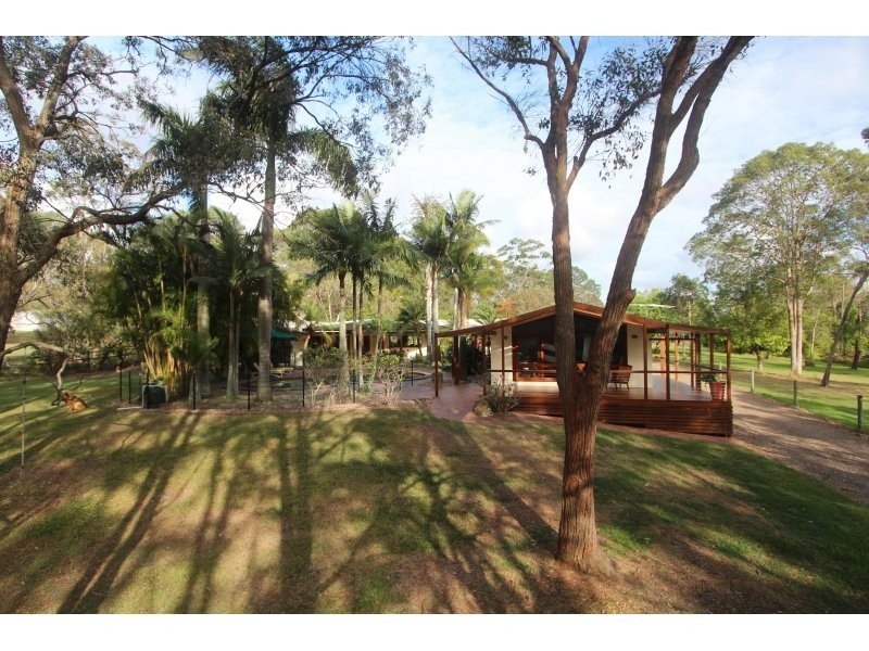 69 Taylor Road, Thornlands QLD 4164