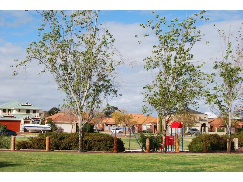 14 Plowman Circle, Maylands WA 6051