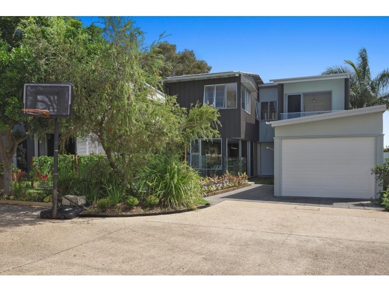 51 Dicky Beach Close, Dicky Beach QLD 4551