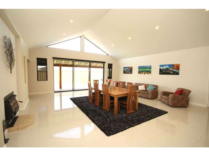 14 Kalang Way, Millbridge WA 6232