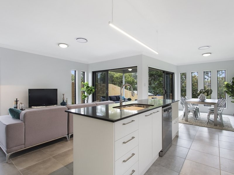 830 Oxley Road, Corinda QLD 4075