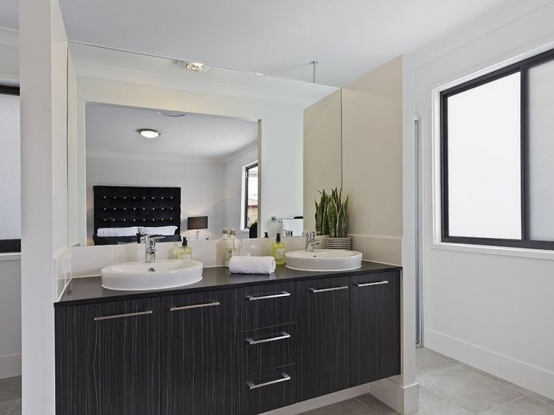 830 Oxley Road, Corinda QLD 4075