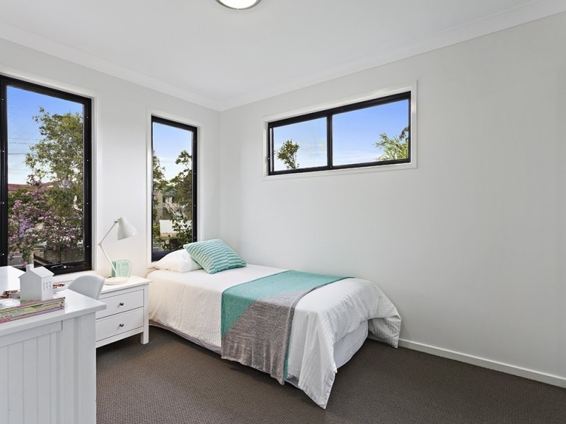 830 Oxley Road, Corinda QLD 4075