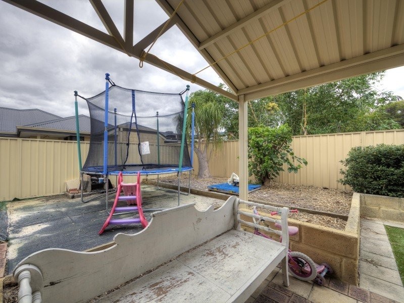 18 Swan Road, High Wycombe WA 6057