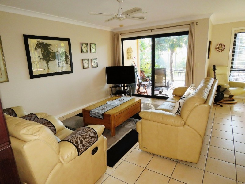 61/85 Palm Meadows Drive, Carrara QLD 4211
