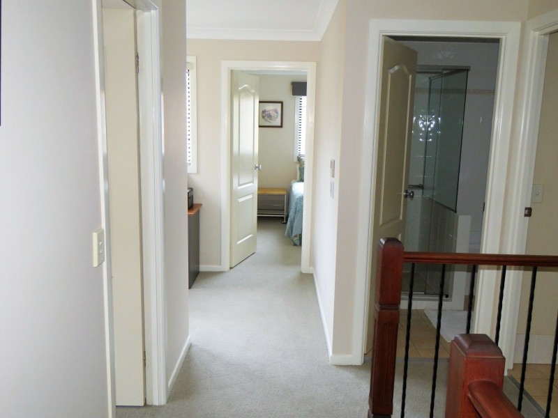 61/85 Palm Meadows Drive, Carrara QLD 4211