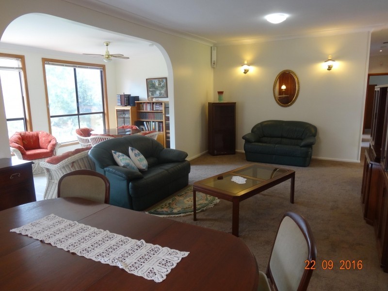 27 Terrymont Road, Warrimoo NSW 2774