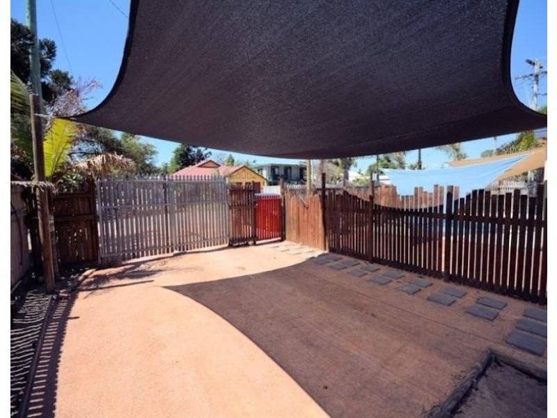 5 coral street, Saunders Beach QLD 4818