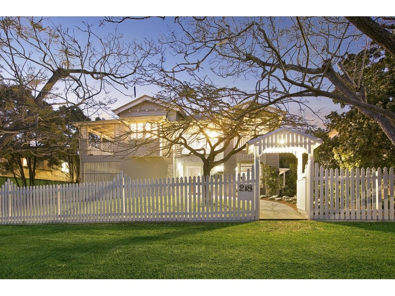 28 Parooba Avenue, Camp Hill QLD 4152