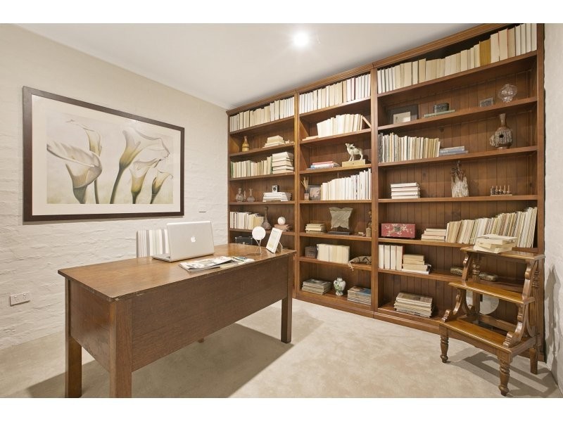 28 Parooba Avenue, Camp Hill QLD 4152