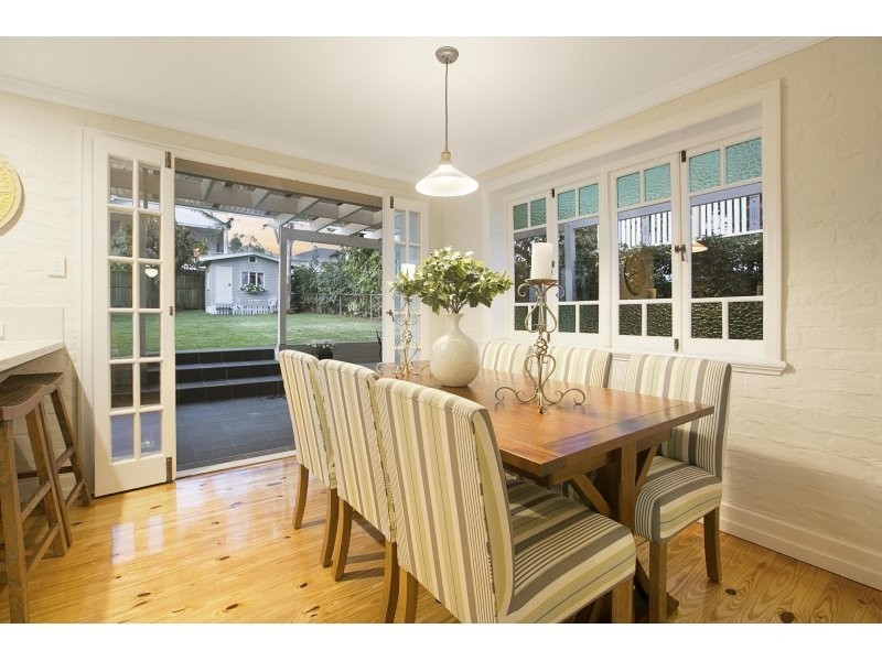 28 Parooba Avenue, Camp Hill QLD 4152