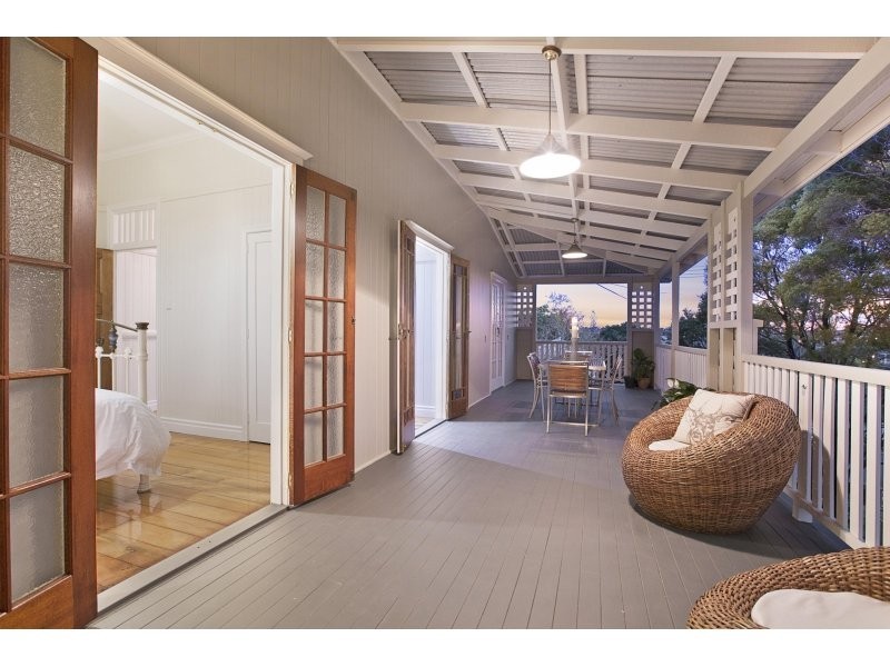 28 Parooba Avenue, Camp Hill QLD 4152