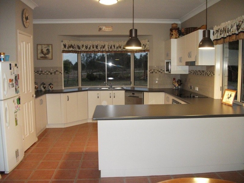 8 Harm Road, Forest Hill QLD 4342