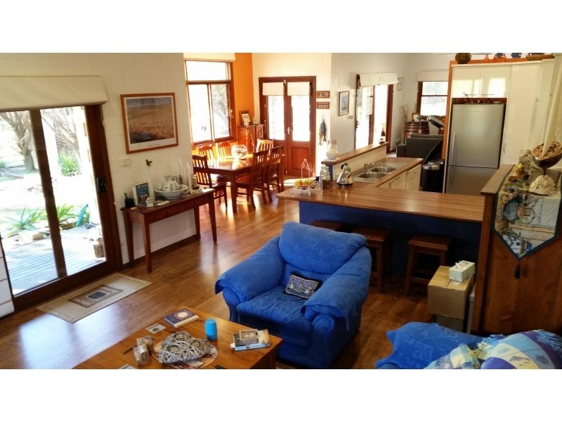62 South Heron Road, Old Bar NSW 2430