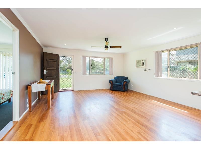 138 Eagleby Road, Eagleby QLD 4207