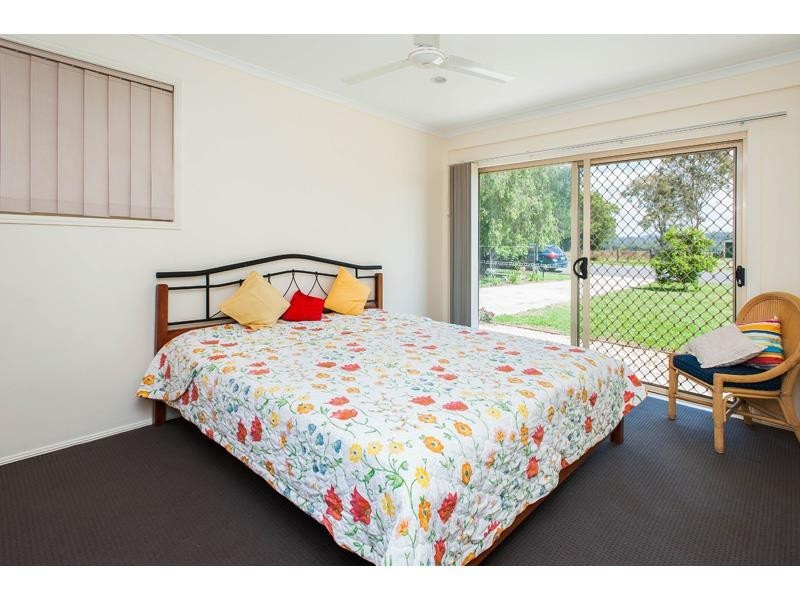 138 Eagleby Road, Eagleby QLD 4207