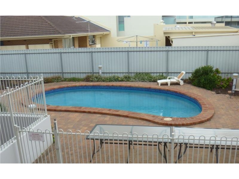 2/11-12 North Esplanade, Glenelg North SA 5045